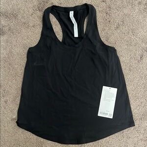 Lululemon love tank black size 6